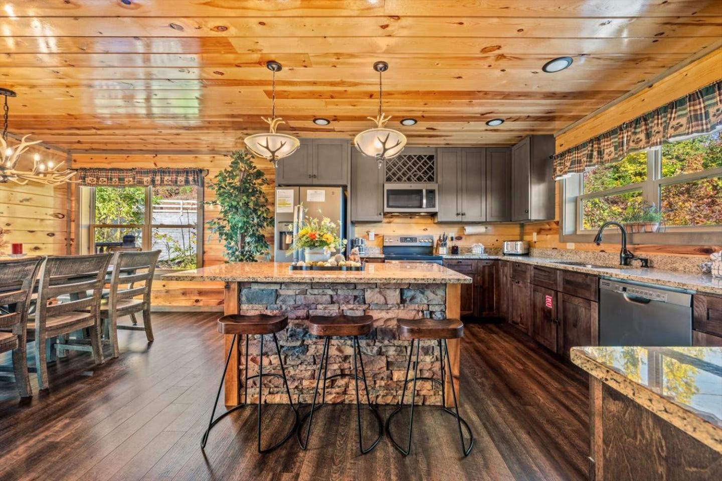 Indoor Pool, Volleyball Beach, Mountain View, Luxury Gatlinburg Εξωτερικό φωτογραφία