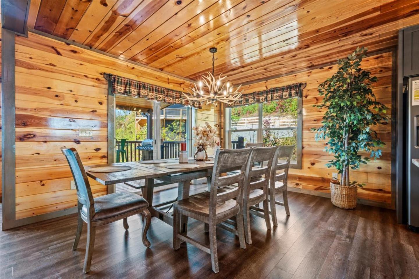 Indoor Pool, Volleyball Beach, Mountain View, Luxury Gatlinburg Εξωτερικό φωτογραφία